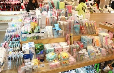 賣文具也能發(fā)家，這個(gè)小伙是這樣做的